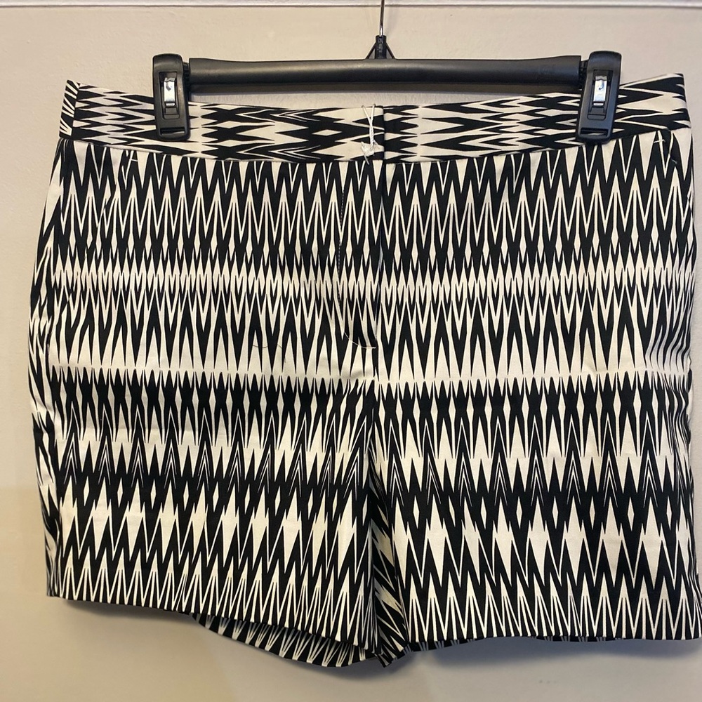 Black and white shorts size 14 have pockets in the front new with tags